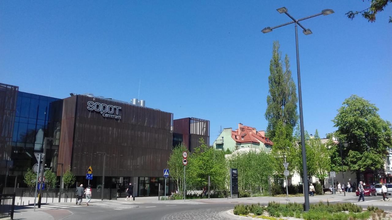 Studio Four - Prywatne Wejscie I Taras W Centrum Sopotu Экстерьер фото